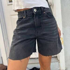 Denim jorts baggy low mid rise skater fit refuge denim faded black distressed 00